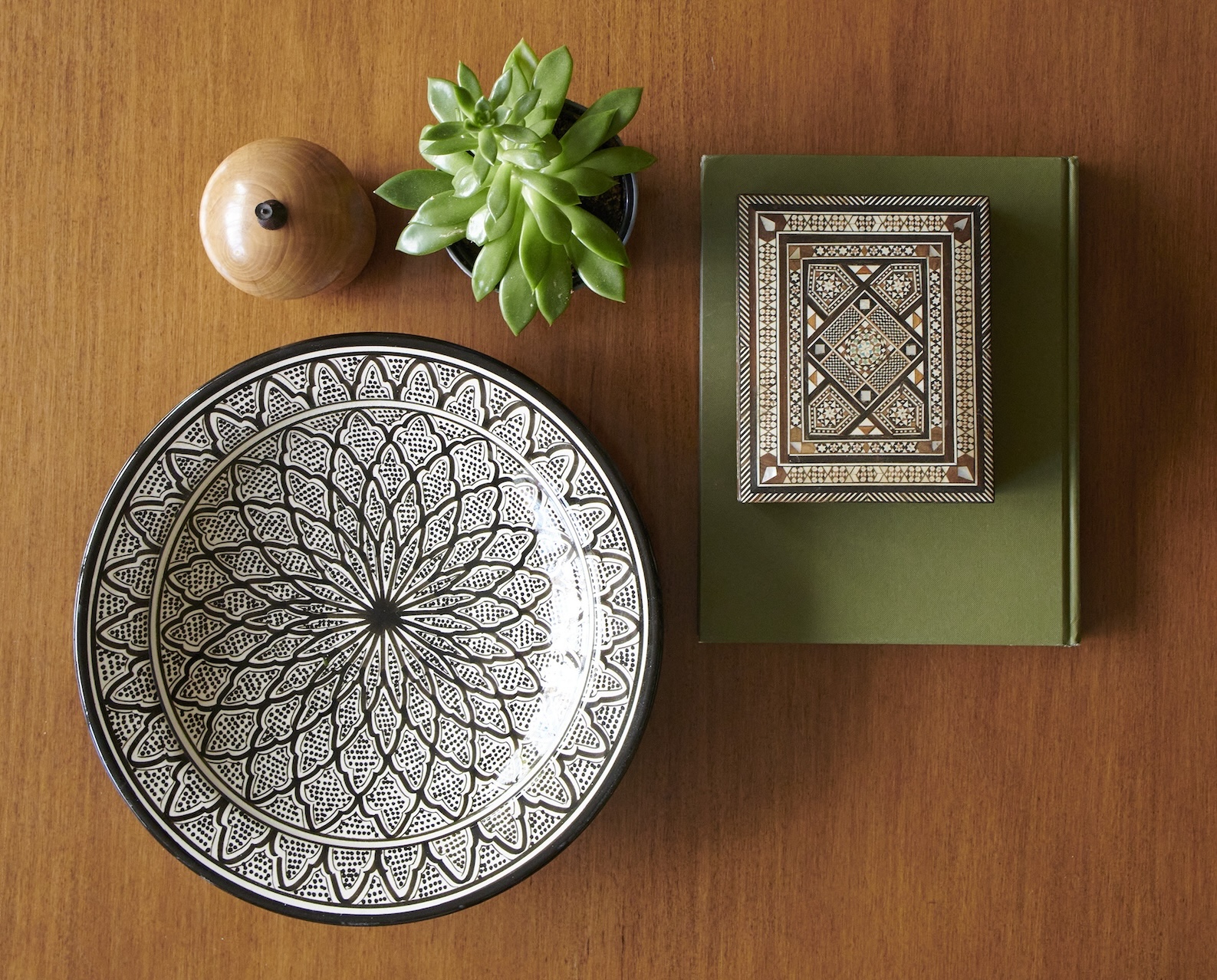 Tablescape Detail Aerial View