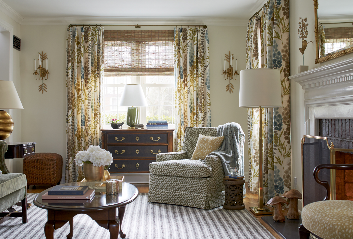 Family Room Tenafly Laura Moss Photo 1